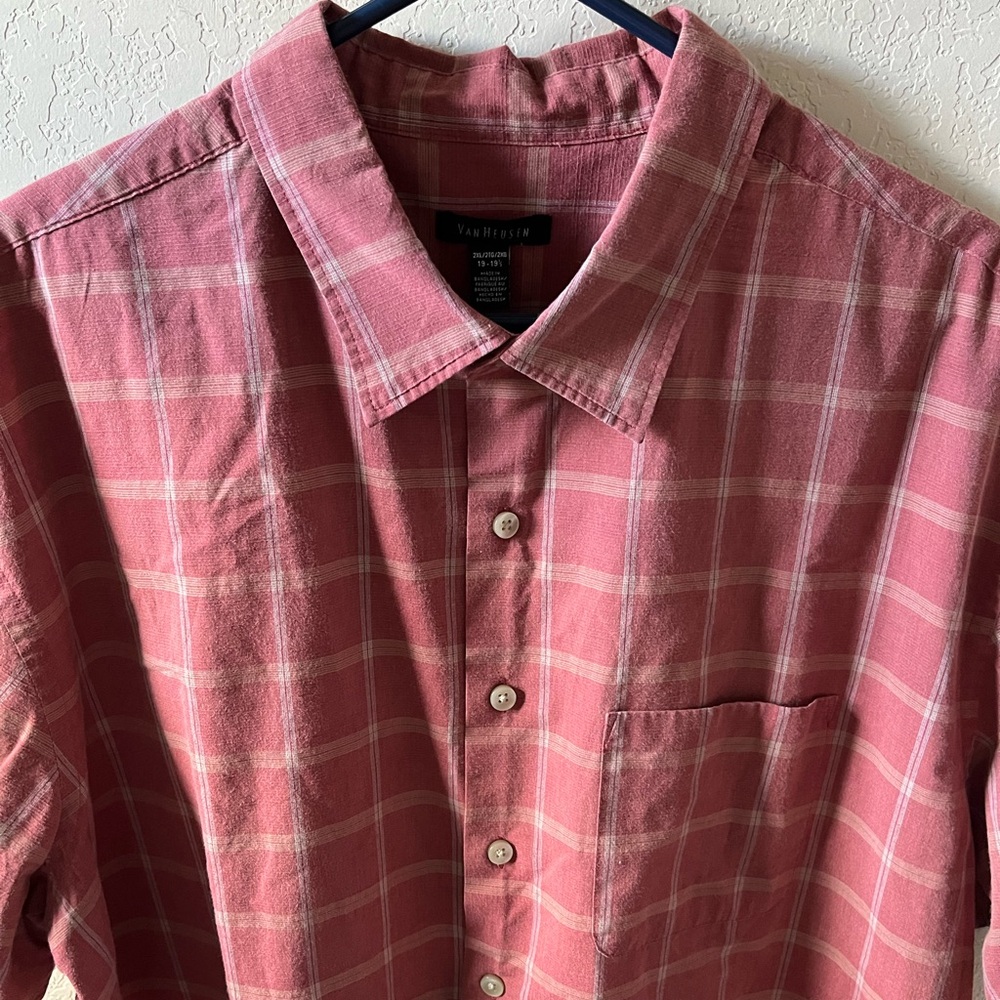 Van Heusen Men’s Plaid Button-Down Shirt | 2XLT | Red | Short Sleeve | Like New - Picture 2 of 4